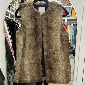 Zara Faux Fur Vest in Warm Brown